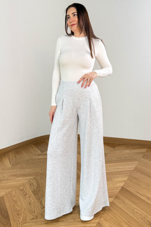 PNT-07426 Açık Gri Orta Piliseli Yüksek Bel Modal Pantolon (1)