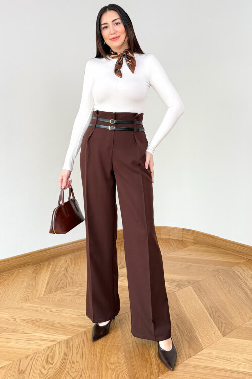 PNT-386 Kahverengi Kemer Detaylı Pensli Klasik Kesim Pantolon (1)