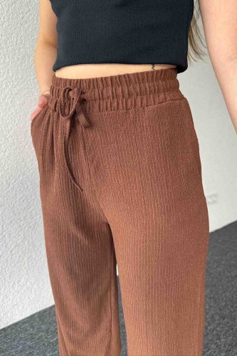 PNT-7384 Kahverengi Gofre Kumaş Pens Detaylı Şalvar Pantolon - 2