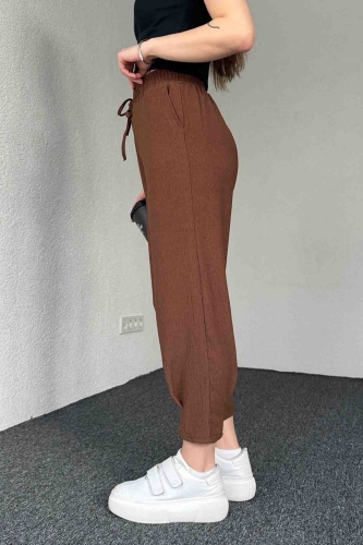 PNT-7384 Kahverengi Gofre Kumaş Pens Detaylı Şalvar Pantolon - 4