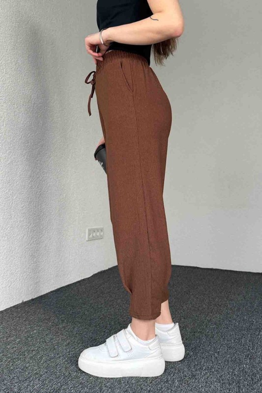 PNT-7384 Kahverengi Gofre Kumaş Pens Detaylı Şalvar Pantolon - 4