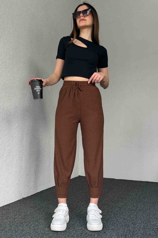 PNT-7384 Kahverengi Gofre Kumaş Pens Detaylı Şalvar Pantolon - 5