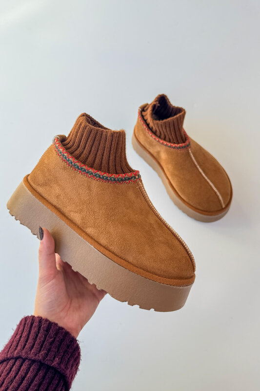 SET2034 Taba Örgü Bilek Bot - Fularlı Çanta - Kürklü Şapka Üçlü Set - 2