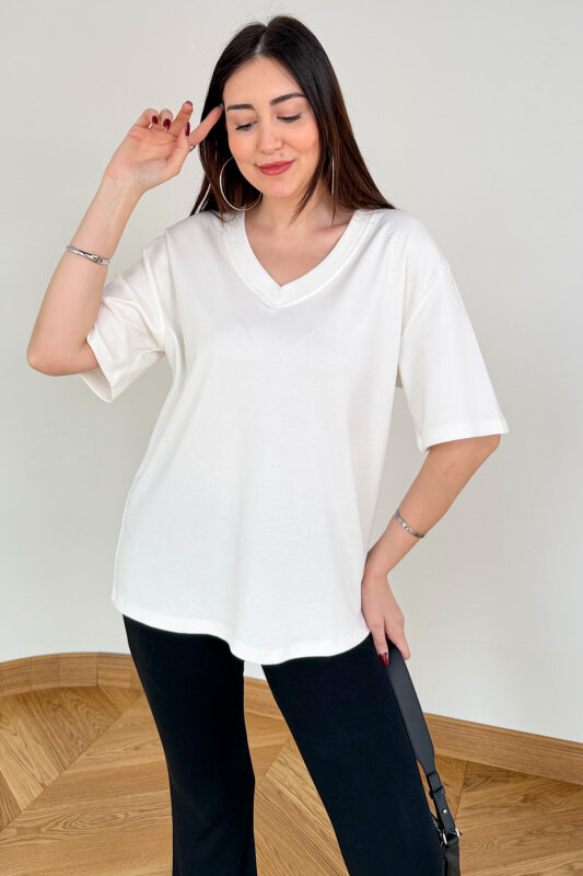 Ekru-Siyah-Lacivert Avantajlı 3’lü Premium Organik Pamuk V Yaka Tişört - %20 İndirimli  - SET3200 - 4