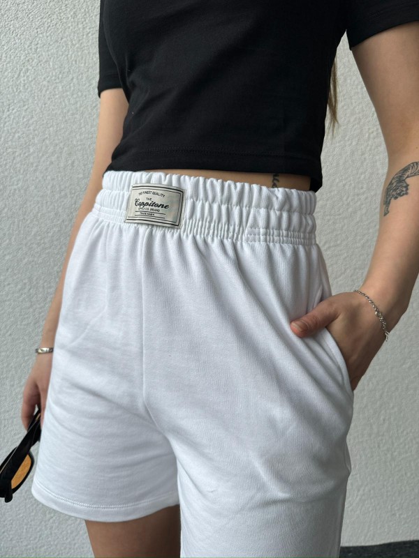 ŞRT-16022 Beyaz Etiket Detaylı Uzun Lastikli Şort - 3