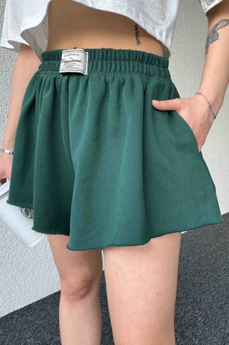 ŞRT-16024 Nefti Yeşili Etiket Detaylı Kısa Salaş Lastikli Şort - 2