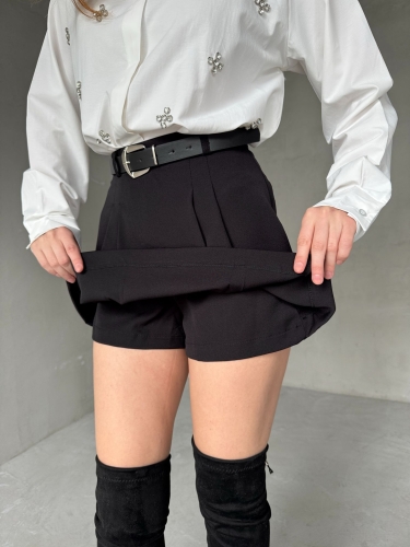 ŞRT-16027 Siyah Pile Detay Kemerli Atlas Kumaş Şort Etek - 2