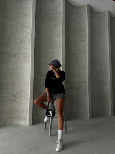 SWT-14260 Siyah Beatiful Kabartma Baskılı Bisiklet Yaka Üç İplik Şardonlu Sweatshirt - 6