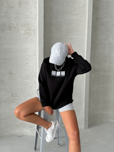 SWT-14268 Siyah Motif Desen Kabartma Baskılı Üç İplik Şardonlu Basic Sweatshirt - 3