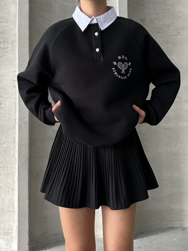 SWT-14276 Siyah Gömlek Yaka Raket Nakışlı Üç İplik Şardonlu Oversize Sweatshirt - Cappmoda