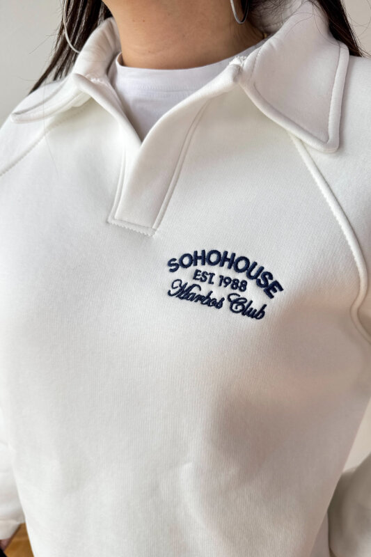 SWT-14284 Beyaz Nakışlı Polo Yaka Üç İplik Şardonlu Sweat - 4