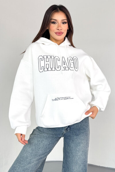 SWT-1682 Ekru Chicago Baskılı Kapüşonlu Kanguru Cep Hoodie - 3