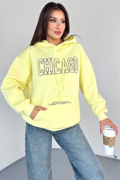 SWT-1682 Sarı Chicago Baskılı Kapüşonlu Kanguru Cep Hoodie 