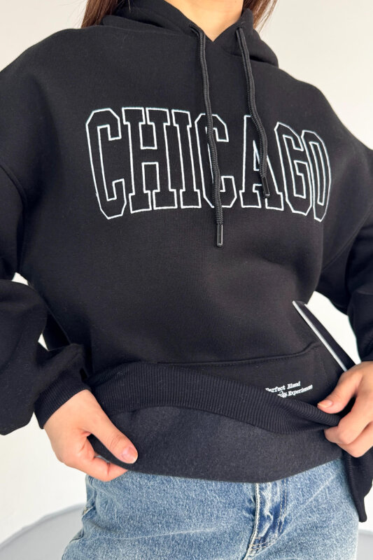 SWT-1682 Siyah Chicago Baskılı Kapüşonlu Kanguru Cep Hoodie - 5
