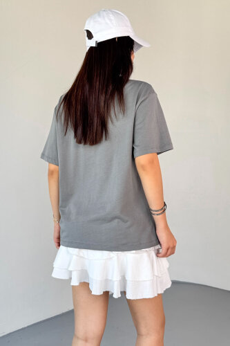 T-910 Füme Ateş Nakışlı Kısa Kollu Salaş Pamuklu Tişört - 3