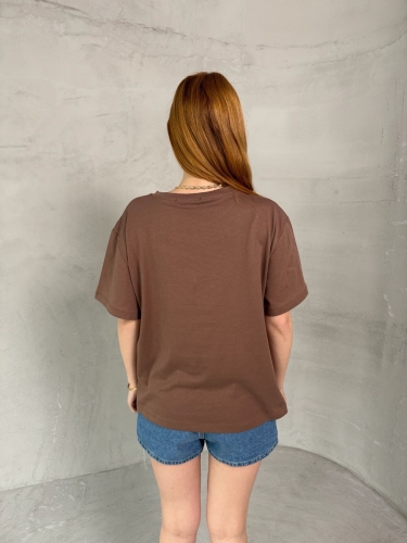 T-912 Kahverengi Köpek Nakış İşlemeli Bisiklet Yaka Tişört - 4