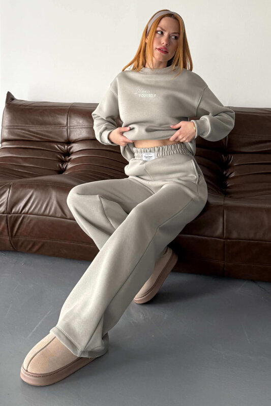 TKM-0040 Boyama Gri Believe İn Yourself Kabartma Yazı Üç İplik Şardonlu İkili Takım - 1