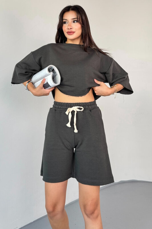 TKM-03598 Füme Rengi Pis Dikişli Kordonlu Crop Şort Takım - 2