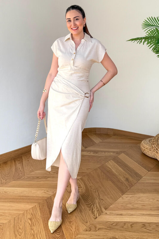 TKM-126101 Bej Polo Yaka Bluz & Toka Detaylı Etek Keten Takım - 1