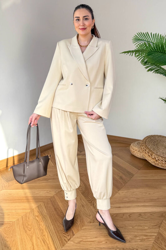TKM-126705 Bej Kruvaze Ceket & Düğme Detaylı Şalvar Pantolon İkili Takım - 1