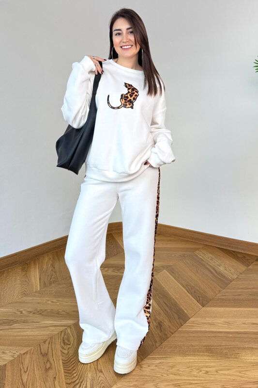 TKM-13362 Beyaz Leopar Nakışlı Üç İplik Şardonlu İkili Takım - 1