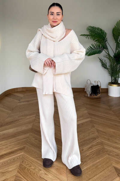 TKM-13367 Bej Şallı Triko & Etek Fitilli Üçlü Takım