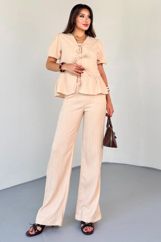 TKM-8015 Bej Lastik Kollu Bağlamalı Bluz & Rahat Kesim Pantolon Takım - 1