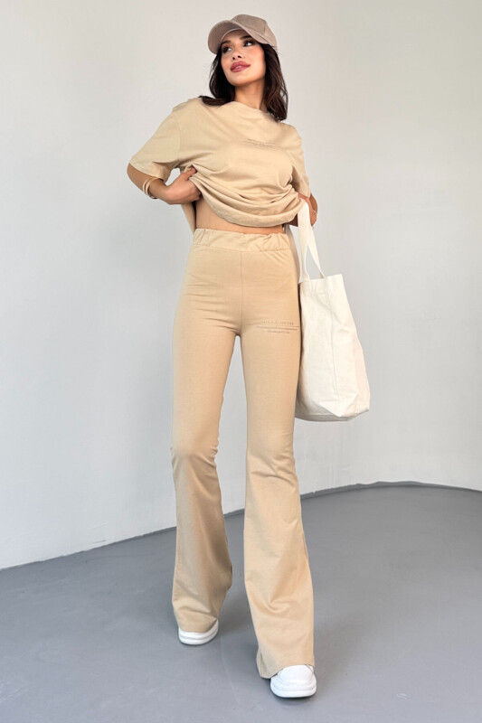 TKM0040 Kum Beji Meaningless Kabartma Yazı Baskılı Tshirt İspanyol Paça Pantolon Supreme Kumaş İkili Takım - 5