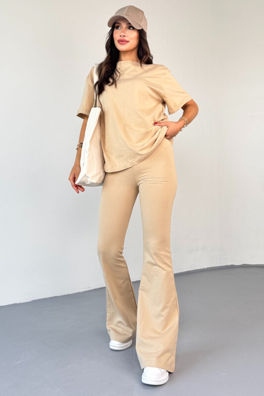 TKM0040 Kum Beji Meaningless Kabartma Yazı Baskılı Tshirt İspanyol Paça Pantolon Supreme Kumaş İkili Takım - 3