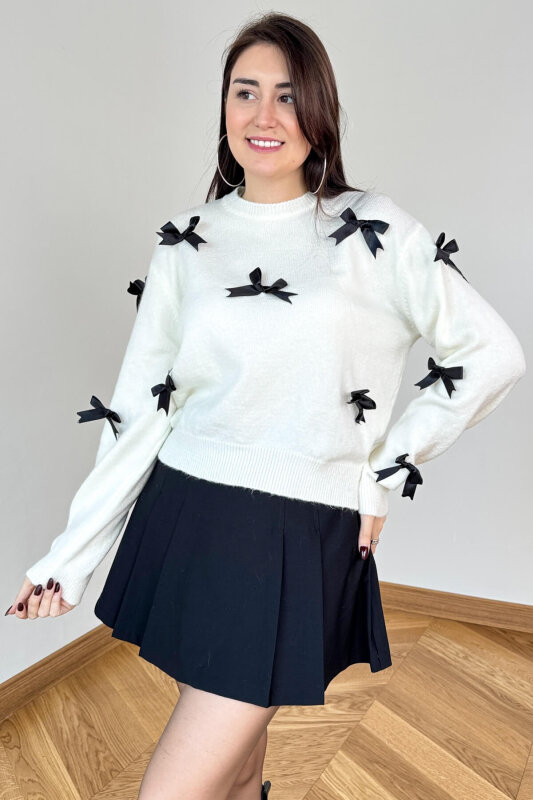 TRK-24305 Ekru Kurdele Detaylı Soft Triko Kazak - 2