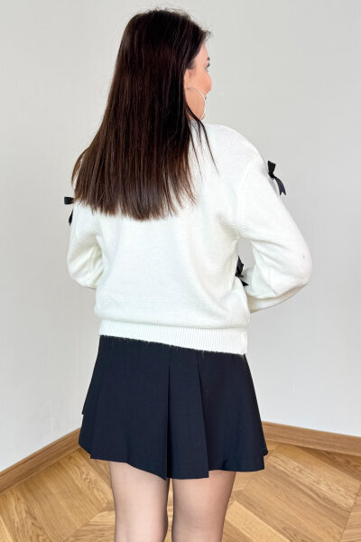 TRK-24305 Ekru Kurdele Detaylı Soft Triko Kazak - 4