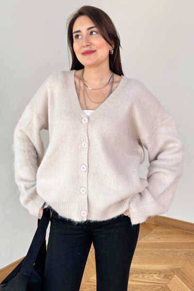 TRK-2779 Ekru Oversize Sakallı V Yaka Düğmeli Hırka 