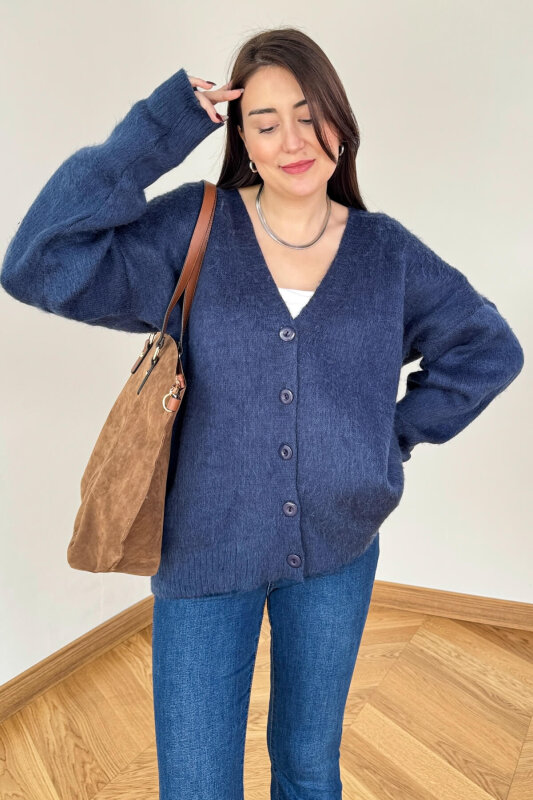 TRK-2779 İndigo Oversize Sakallı V Yaka Düğmeli Hırka - 2