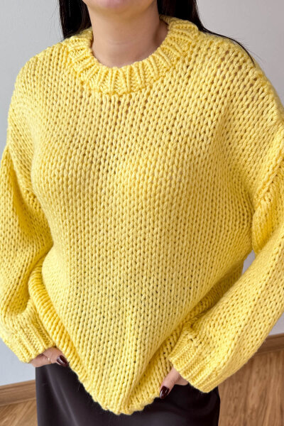 TRK-3817 Sarı Kalın El Örgü Kumaş Bisiklet Yaka Oversize Kazak - 5