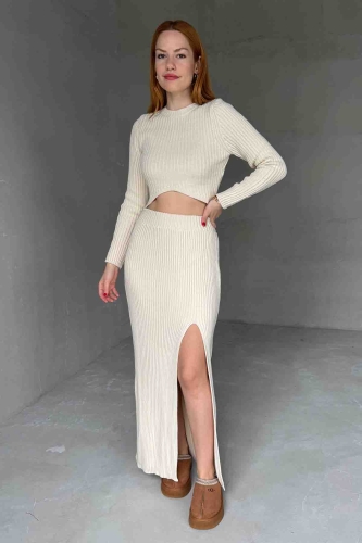 TRK-4151 Krem Bisiklet Yaka Bel Dekolte Detay Triko Bluz Yırtmaçlı Triko Etek İkili Takım - 2