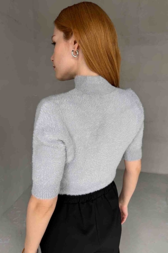 TRK-4233 Gri Dik Yaka Yarım Kol Yumoş Triko Bluz - 3