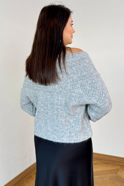 TRK-4552 Karmelanj Madonna Yaka Fitil Detaylı Triko - 4