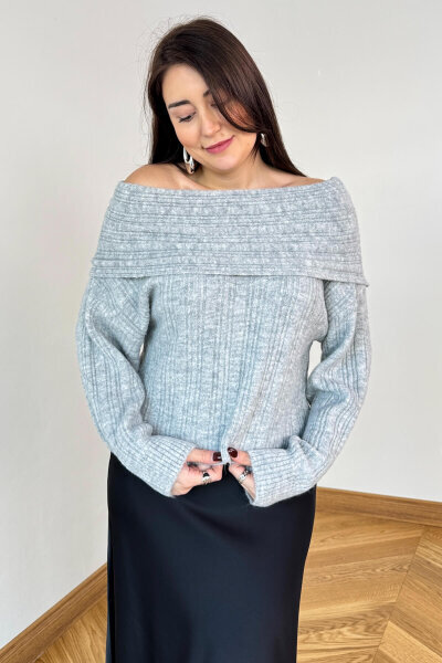 TRK-4552 Karmelanj Madonna Yaka Fitil Detaylı Triko - 3