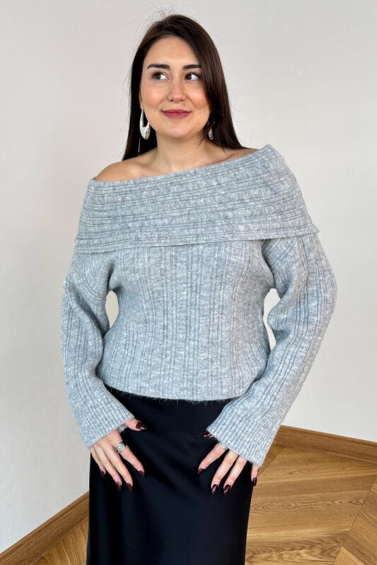 TRK-4552 Karmelanj Madonna Yaka Fitil Detaylı Triko - 2