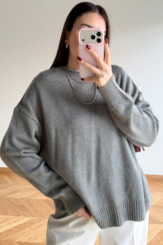 TRK-5326 Füme Yumoş Dokulu Oversize Triko Kazak - 4