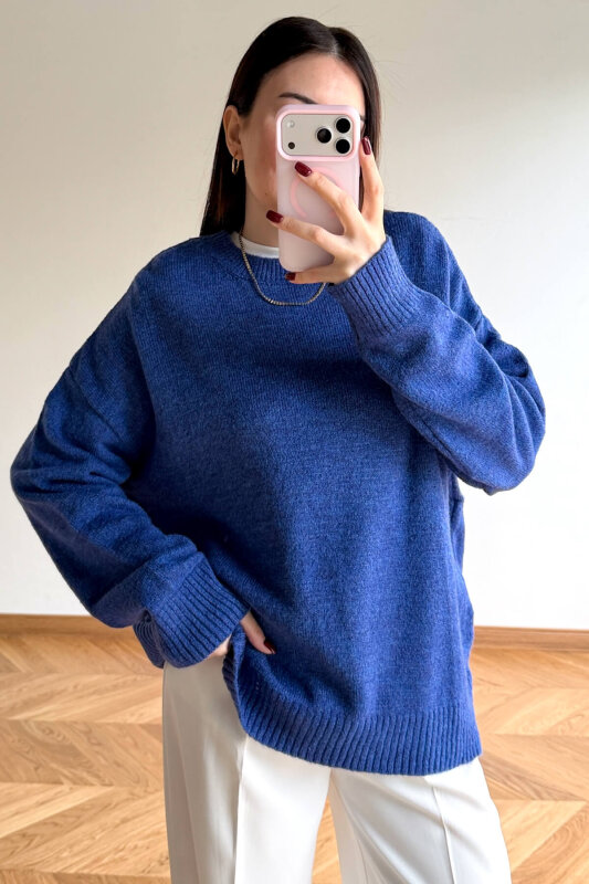TRK-5326 Naturel Mavi Yumoş Dokulu Oversize Triko Kazak - 4