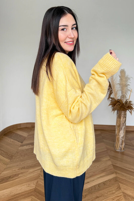 TRK-5326 Sarı Yumoş Dokulu Oversize Triko Kazak - 2