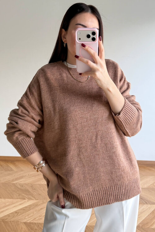 TRK-5326 Vizon Yumoş Dokulu Oversize Triko Kazak - 4