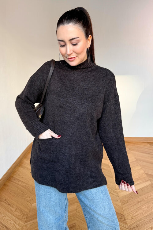 TRK-7061 Acı Kahve Cep Detaylı Yarım Balıkçı Yaka Pamuklu Kazak