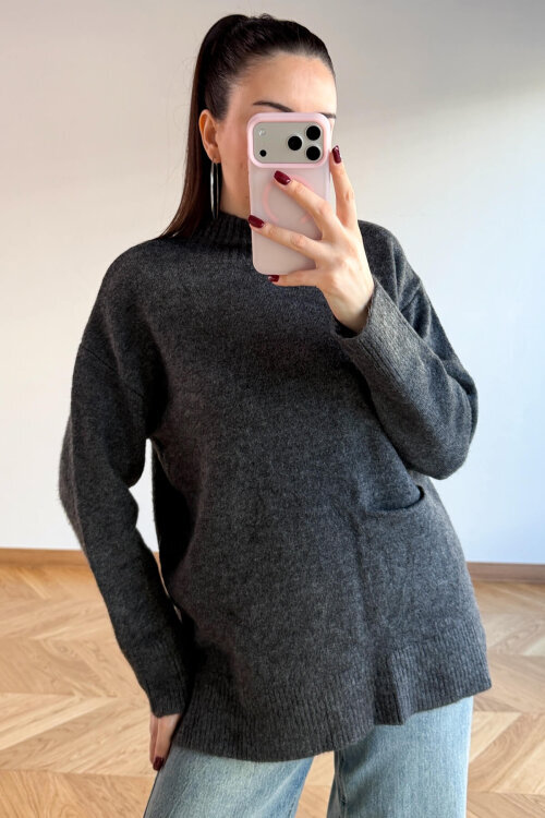 TRK-7061 Füme Cep Detaylı Yarım Balıkçı Yaka Pamuklu Kazak - 4