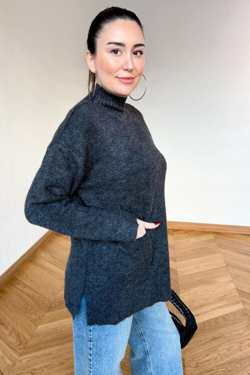 TRK-7061 Füme Cep Detaylı Yarım Balıkçı Yaka Pamuklu Kazak (1)