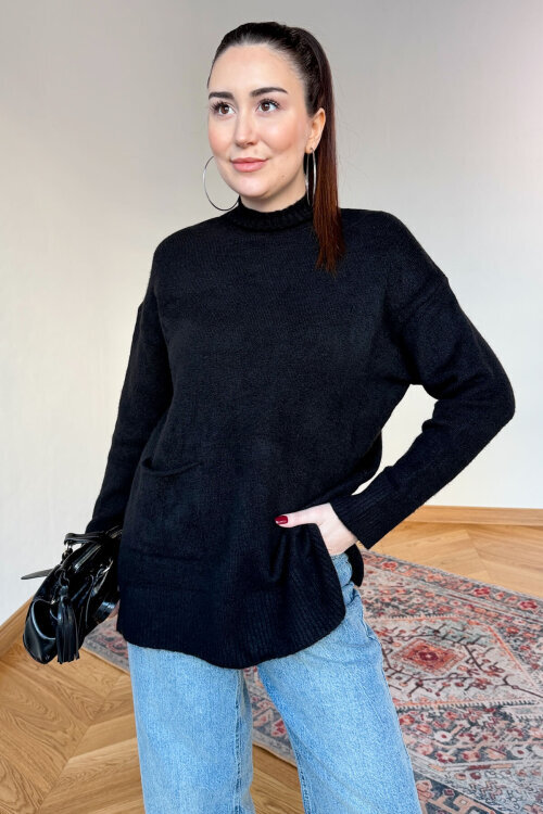 TRK-7061 Siyah Cep Detaylı Yarım Balıkçı Yaka Pamuklu Kazak