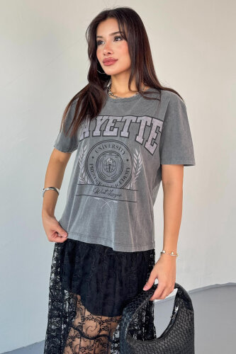 TSR-04351 Füme Yıkama Kumaş Fayette Görsel Baskılı Salaş Pamuklu Tişört