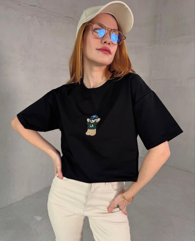 TSR-04353 Siyah Bisiklet Yaka Teddy Bear Nakışlı Tişört - 1